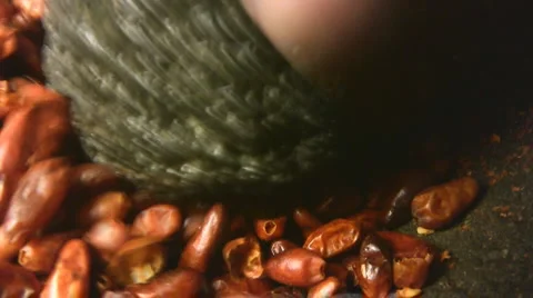 Grinding chili 스톡 동영상 5296207