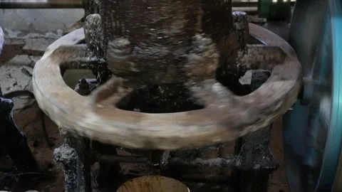Grinding machine Stock-Footage 342812798