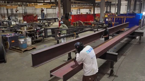 Grinding Steel Beam 動画素材 345968767