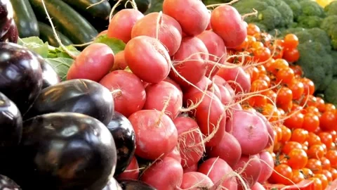 Grocery store fresh vegetable and organic fruit foods make healthy diet meals 스톡 동영상 334644288