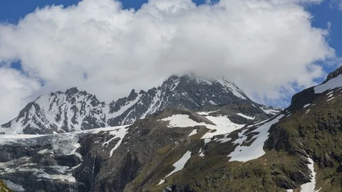 Grossglockner alpine spring time lapse Stock Footage 122441185