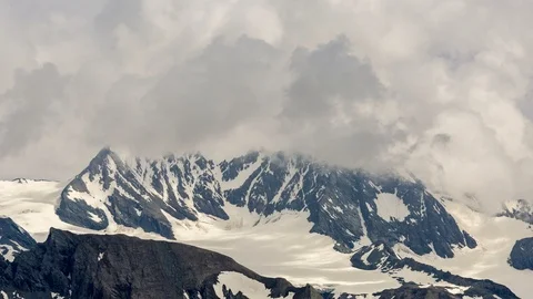 Grossglockner alpine spring time lapse Stock Footage 122444055