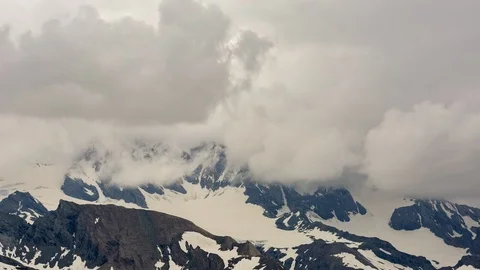 Grossglockner alpine spring time lapse Stock Footage 122444855