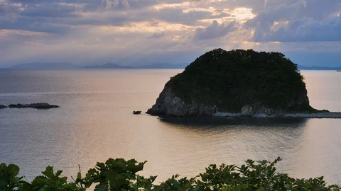 Grotto Bay. Video stock 108606603