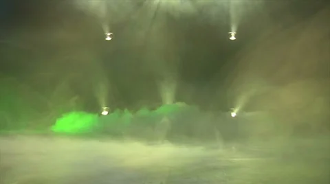 Ground fog effect at disco Vídeos de archivo 37098751