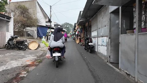 Ground Level View Through Narrow Lawang Morning Market Alley Stock Footage 345200492