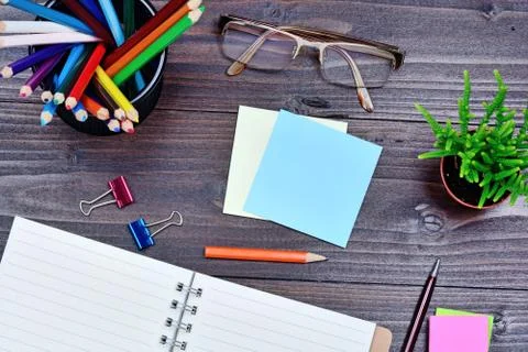 Group of business objects on table Foto stock