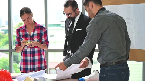 Group of Caucasian engineer teamwork meeting for a planning project. Stock-Footage 142851373