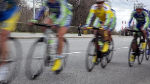 Group of cyclists in action during a cycling tour Video stock 37482832