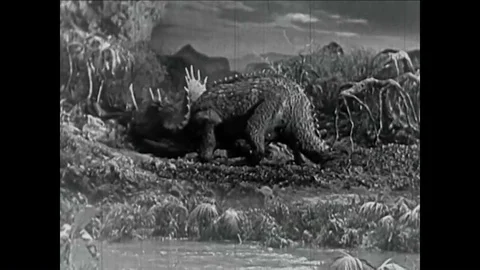 A group of explorers find a hidden plateau in the rain forest with a Allosaurus, Video stock 99363977