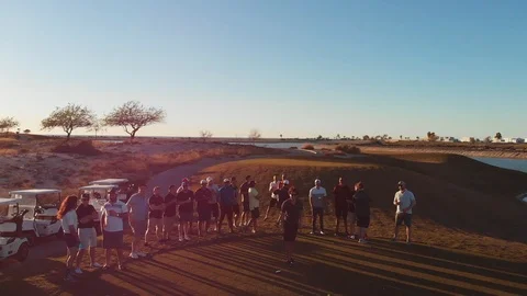 Group of Golfers on Golf Course Vidéo 115056023