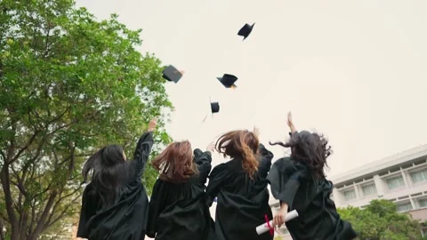 Group of graduates Stock-Footage 150403125