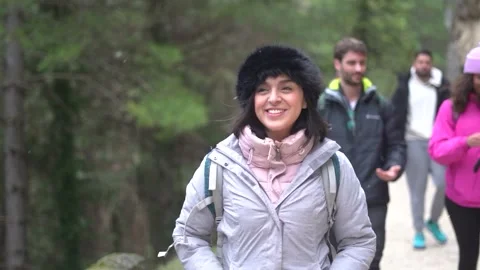 Group of hikers get surprised by first snow at mountain top Vídeos de archivo 271563493