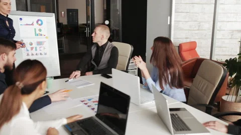 Group in office present ideas Stock Footage 95078434