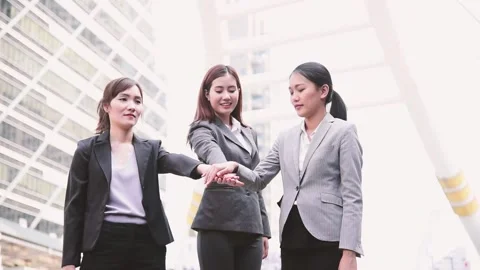 Group of people diversity multiethnic teamwork collaboration team meeting commun Stock Footage 137632577
