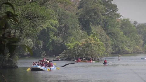 Group of people doing river rafting Video stock 82904367