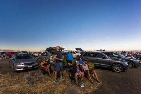 Group of people watching solar eclipse, August 8, 2017, Maupin, Oregon, USA Stock Photos