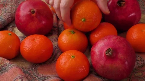 Group of pomegranates,tangerines 스톡 동영상 70867192