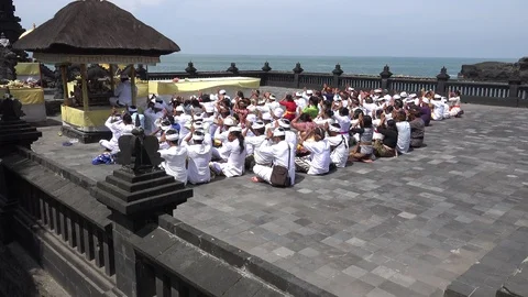 Group Prayer Outside Temple Bali  스톡 동영상 100793875