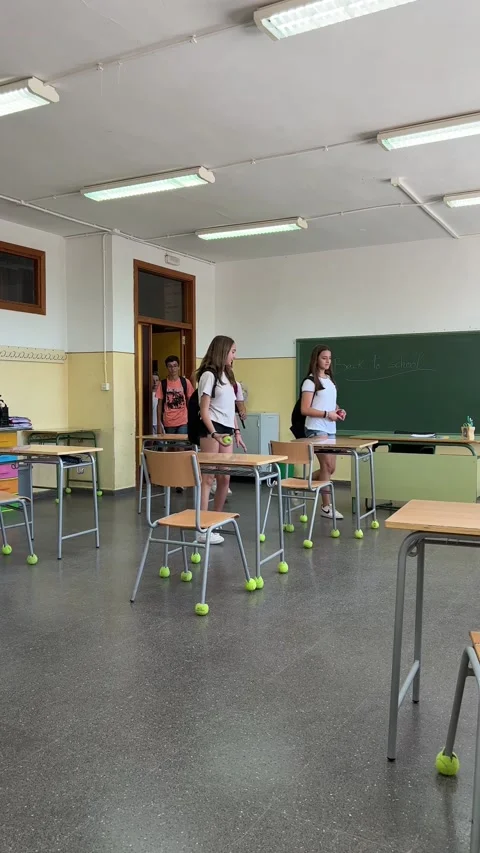 A group of students entering the classroom Stock Footage 248953949