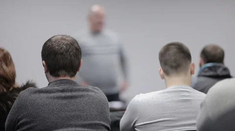 A group of students listen to lectures Video stock 59756539