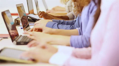 Group of students using computer in class Video stock 32818378