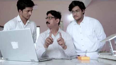 Group of Teacher and student working on project in lab Stock Footage 157057472