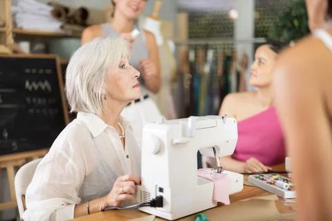 Group of women sewing at sewing workshop Foto stock