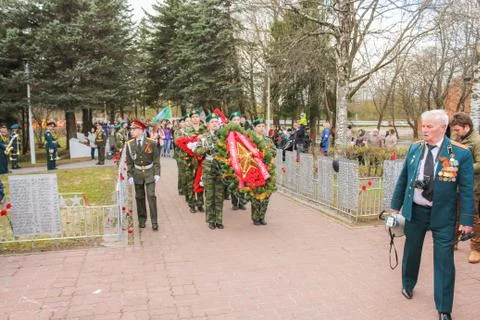 Groups with wreaths for entrusting. Stock Photos