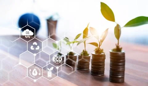 Growing coin or money stack with ESG business investment. Reliance Foto stock