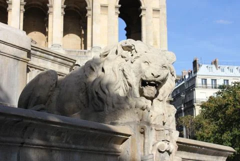 Growl lion, fountaine Saint Sulpice, Paris Stock Photos