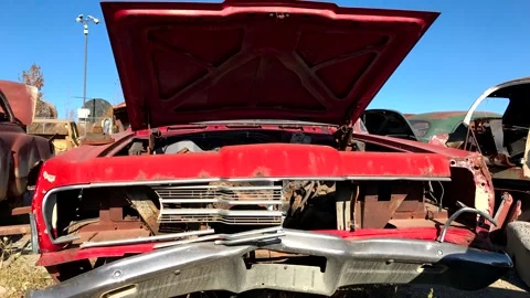Grunge footage. Outdated car. Scrap cars background. 스톡 동영상 257652826