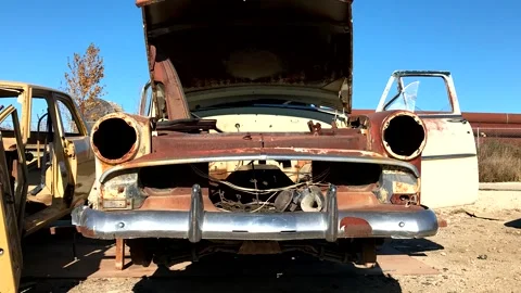 Grunge footage. Outdated car. Scrap cars background. 스톡 동영상 257652876