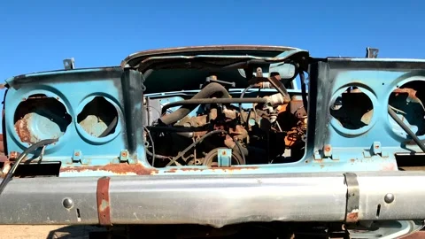 Grunge footage. Outdated car. Scrap cars background. 스톡 동영상 257653095