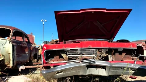 Grunge footage. Outdated car. Scrap cars background. 스톡 동영상 257653370