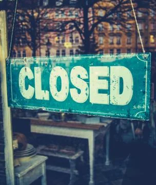 Grungy closed sign Stock Photos