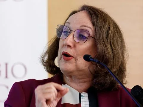 Grynspan speaks during the presentation of report 'Work for a more promising fut Foto stock