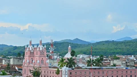 Guadalajara de Buga Cathedral Time Lapse Overlooking Tropical Town With Mou.. 動画素材 338033596
