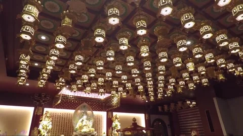 Guanyin Statue, Universal Wisdom Hall, Buddha Tooth Relic Temple, Singapore Vídeo Stock 329069796