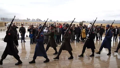 Guard shift changing march at Anitkabir Stock Footage 164516884