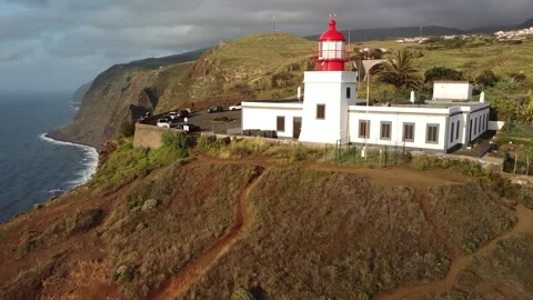Guardian of the Cliffs: Madeira Lighthouse Video stock 254422269