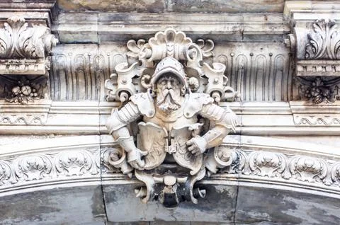 Guarding The Arch Over Passageway in Dresden, Germany Foto stock