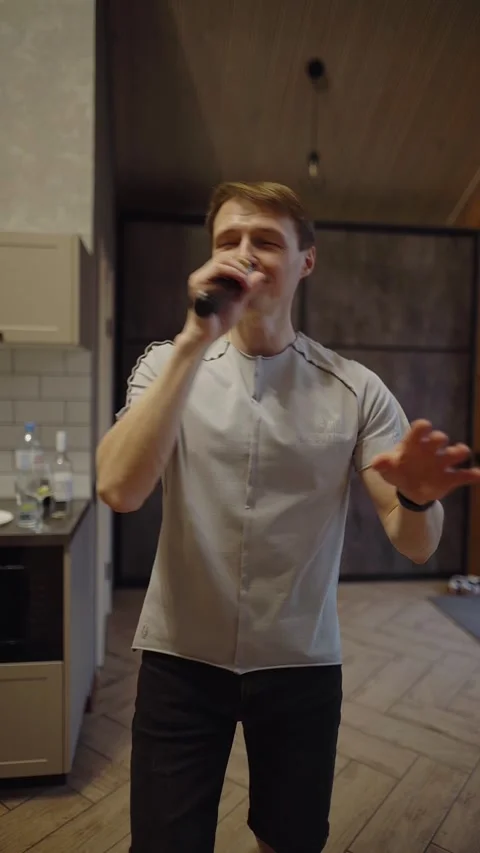 Guests dance and sing at the Ferienpark Hotel. Stock Footage 331645356
