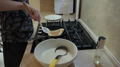Guide to Cooking Delicious Pancakes Stock Footage 319453803