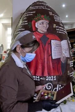 Guinness Book of Records Easter egg dedicated to Dante Alighieri in Naples, Ital Stock Photos