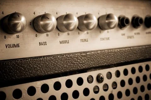 Guitar amplifier Фото