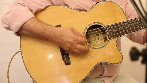 Guitar Video stock 123729364