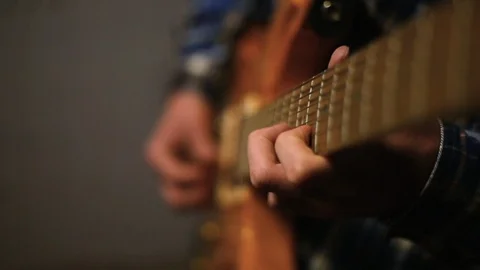 Guitar Frets 動画素材 111098190