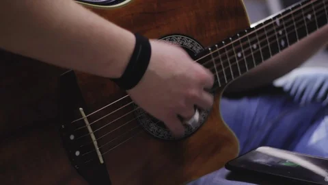 Guitar player 動画素材 85525595