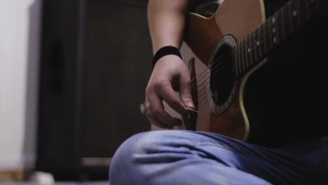 Guitar player Stock Footage 85525790